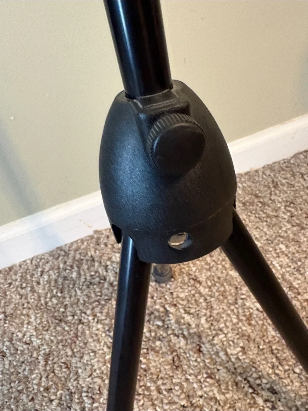 Adjustable Black Tripod Stand